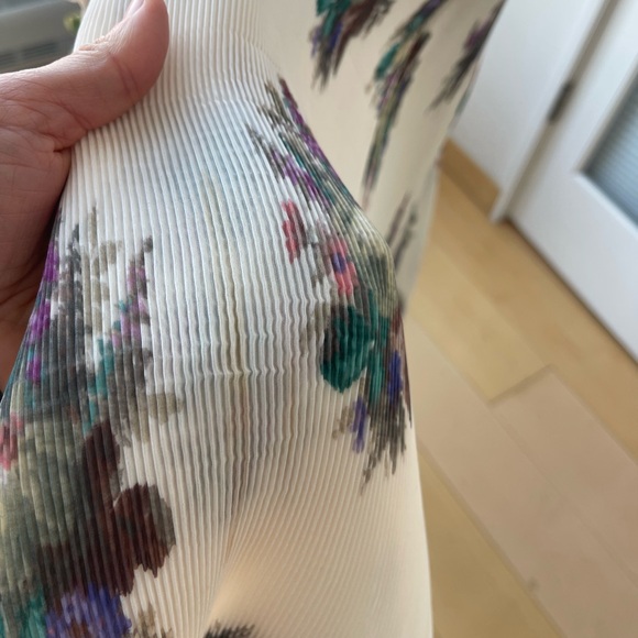 Zimmermann - Picture 7 of 16